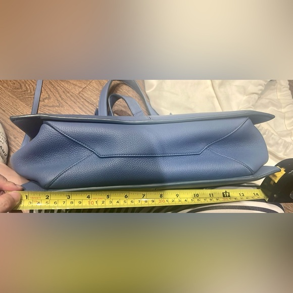 NEW Celine Small Tri Fold Shoulder Bag - Picture 14 of 15